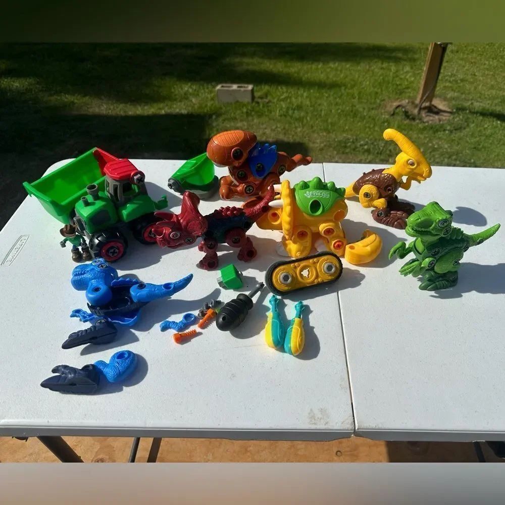 Dinosaur Stem Construction Toy Set